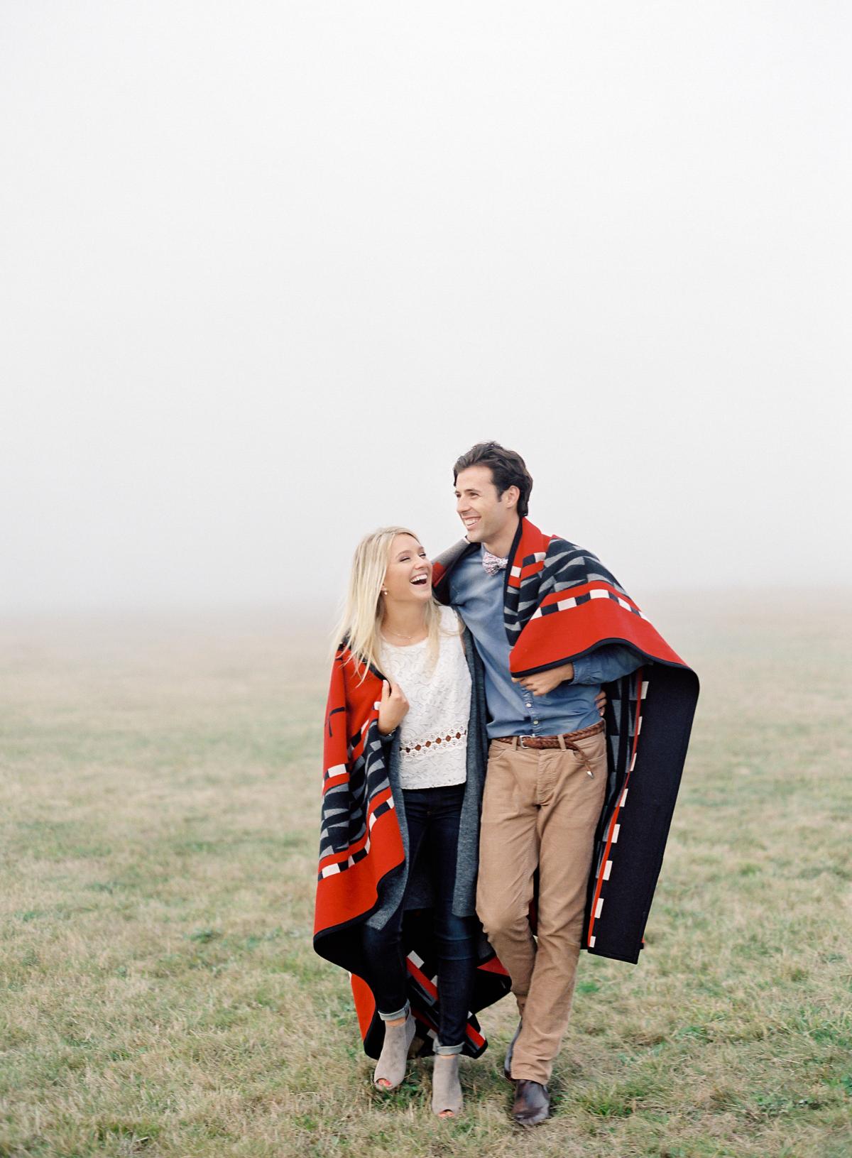 Foggy seattle engagement session by omalley photographers 0010