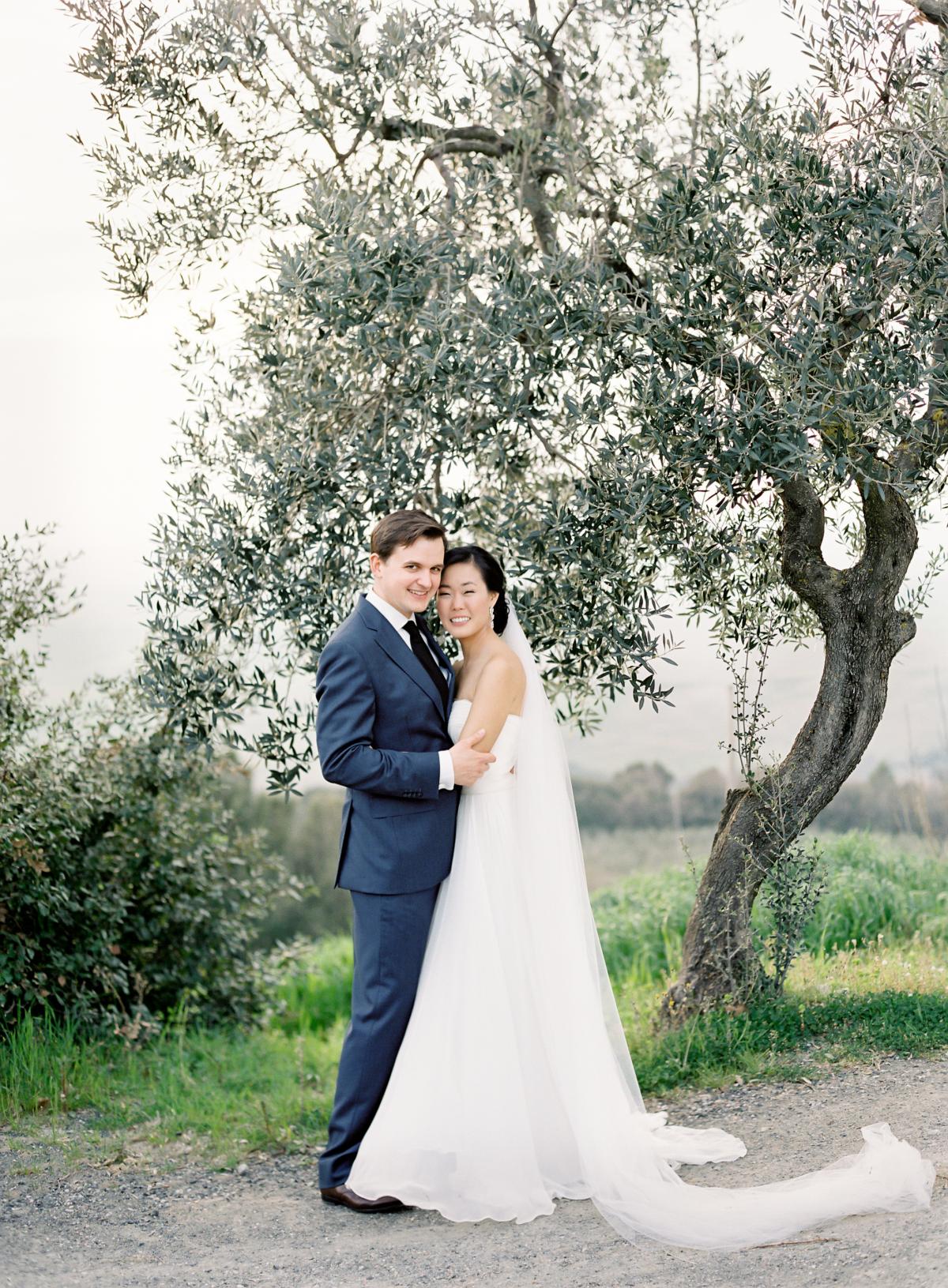 Gorgeous Organic Tuscany Wedding 0003