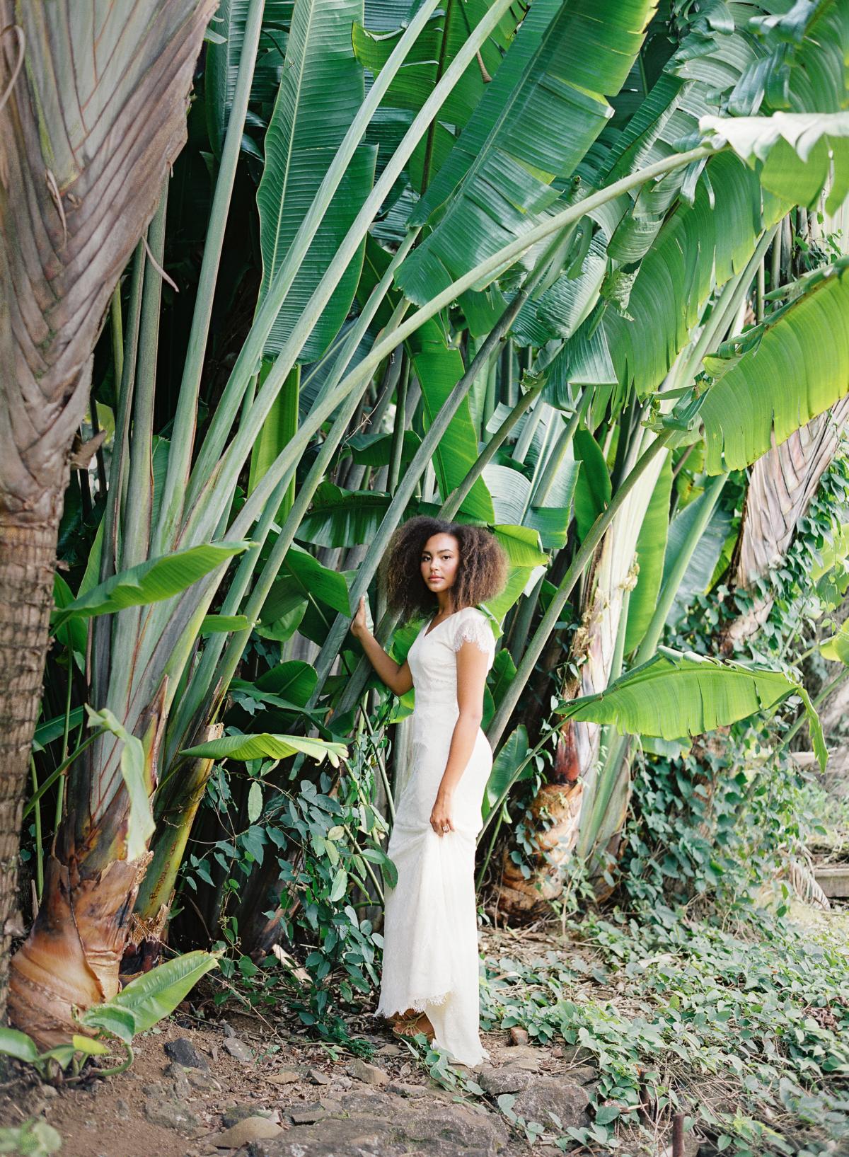 Tropical Minimal Wedding Hawaii Wedding Photographer 0014