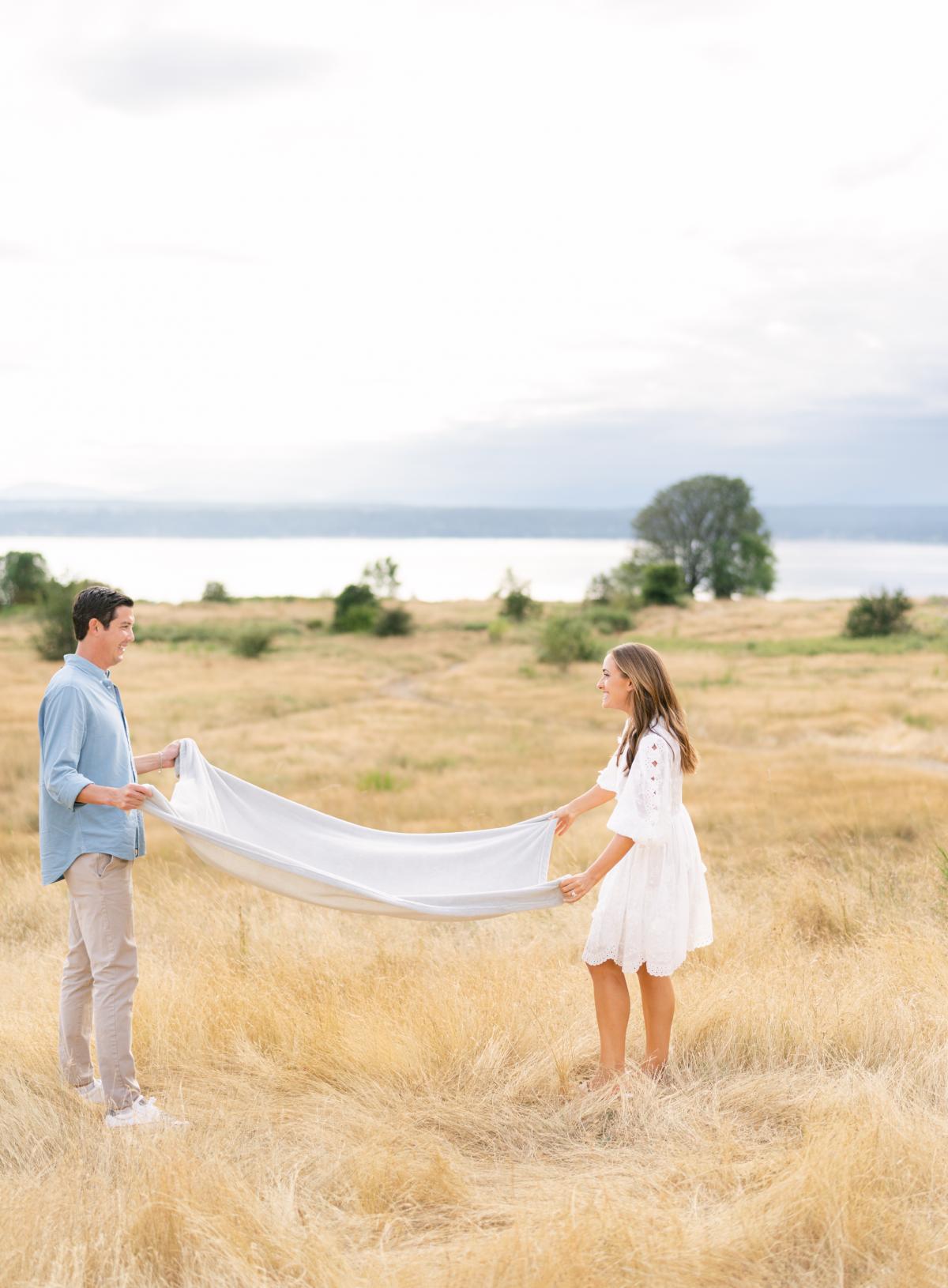 O Malley Photographers Discovery Park Seattle Engagement 0015