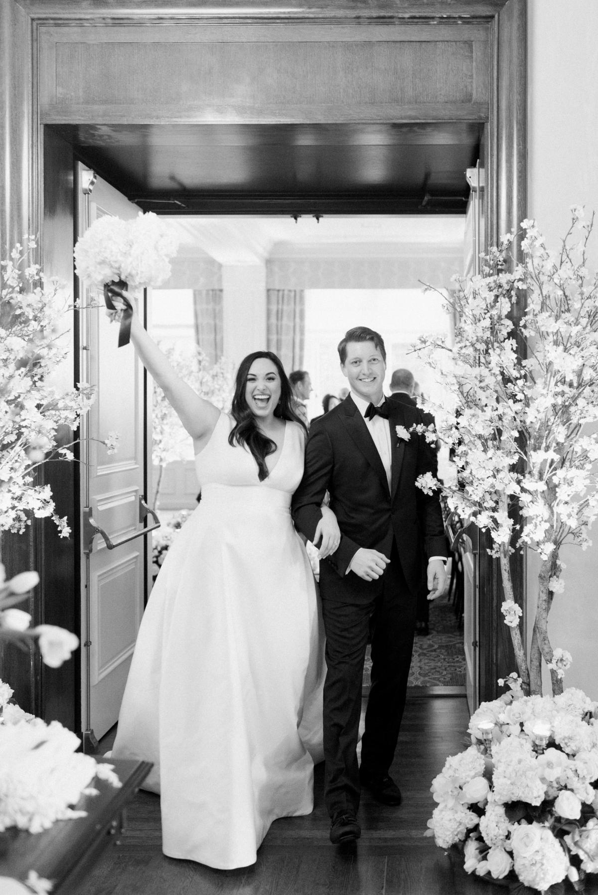 Downtown Seattle Winter Wedding The Rainier Club 0024