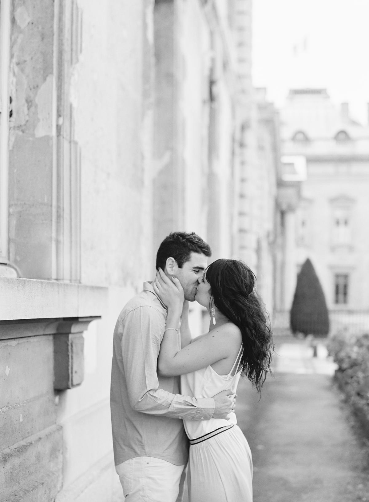 Paris france engagement picnic elopement omalley 0016